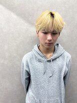 ロウ 札幌(ROW)&nbsp;抜きっぱなしブロンド×アイドルリーフカット/札幌個室サロン