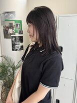 エイチ(811)&nbsp;ミディアムヘアイヤリングカラーボブ大人ヘアアレンジミニボブ