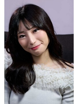 Shadow Laceくびれ巻き × レイヤー × 透明感カラー