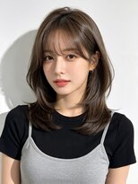 エイチ ウルフカット 大阪梅田(811)&nbsp;ミルクティーベージュショートボブシースルーマッシュパーマ50代