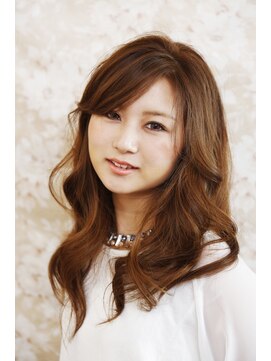 ヘアーアンドメイク ニュートラルアーチ(Hair&Make neutral Arch) ＊　Crystal Beige　×　Fetish Wave　＊ イルミナ【 町田 】