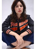 ミラバイグリーン(Mira by green)&nbsp;ハイレイヤーウルフミディ#1