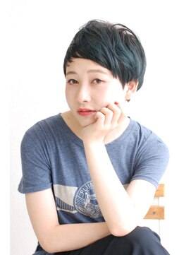 ユーリー(juurii) ダークカラーのベリーショート【juurii 菊地真理恵】