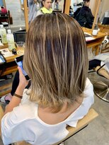 モモ(MOMO)&nbsp;岡野仁美のカラー3