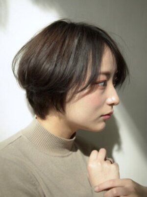 美しさをキープする秘訣は“ヘアケア+デザイン力”に有り◎美容感度の高い大人女性が通い続ける〈Vicke〉♪