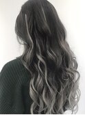 *アッシュグレー×バレイヤージュ風エクステ*
