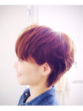 ドルチェヴィータ ハンサム小顔ショート