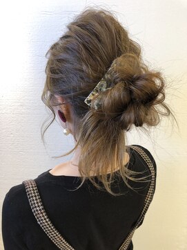 ヒーリングヘア レビ(healinghair lebe) 【lebe/賀来】ヘアアレンジ