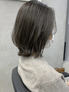 キラ 渋谷(KILLA) オリーブグレージュ_ボブルフクールショートレイヤー