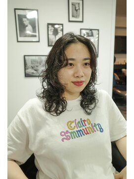 カムジーヘッドカミノウラ(COMEGHEAD KAMINOURA) レディースウルフパーマ