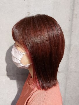 タエビスアリッサム(Taebis Alyssum) 切りっぱなしボブ(ピラミンゴカラー、北習志野)