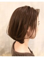 アウラ(AURA)&nbsp;ひし形シルエット大人可愛いボブ