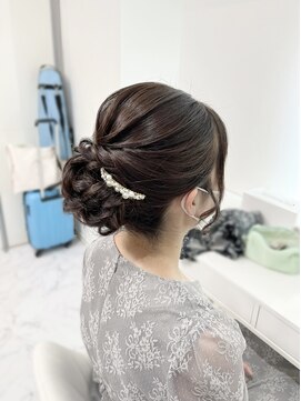 ヘアーメイクサロンアール(hair make salon R) シニヨンヘア