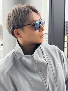 ソーホーニューヨーク ギンザ(SOHO NEW YORK GINZA) センターパートハイグレージュツーブロック