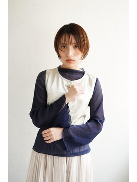 ジュール 新宿三丁目(Joule) 黒髪ロング/グレーベージュ/レイヤーロング/新宿駅