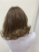 サロウィン 名古屋本山店(SALOWIN)&nbsp;白髪ぼかしハイライト/外ハネ/ブランジュ/本山/名古屋