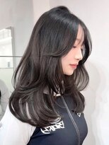 エル バイ アンキシム(elu by AHNKISM)&nbsp;【韓国ヘア】顔まわりレイヤーカットくびれミディアム心斎橋