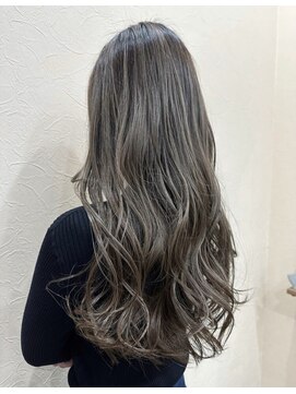 トウカ 南行徳店(TOUKA) レイヤーロング/グレーべージュ/ハイトーンカラー/髪質改善