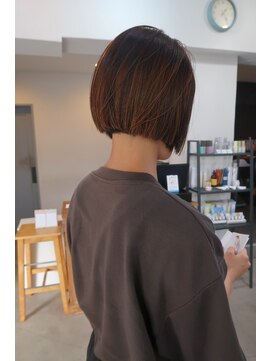 ペイジヘアー(paige hair) ミニボブ/ハイライト/デザインカラー