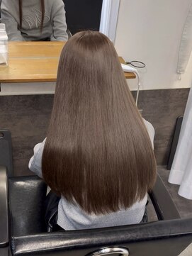 ベガ 福岡天神(VEGA) ブリーチなしで叶う透明感ベージュ