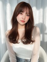 レジナヴィータ 栄(Reginavita)&nbsp;顔周りカット 透明感カラー ブラウンカラー レイヤー 髪質改善