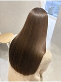人気急上昇！ツヤ感たっぷりブラウンカラー