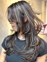 フォート(FORT)&nbsp;重軽バタフライレイヤー×海外風ハイライト/バタフライカット