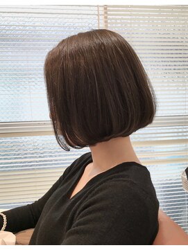 レンク(LENC) Coast.前下がりボブ×切りっぱなしボブ×大人ボブ