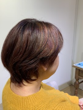 ユーネリー(U-NERY) レッド系カラー