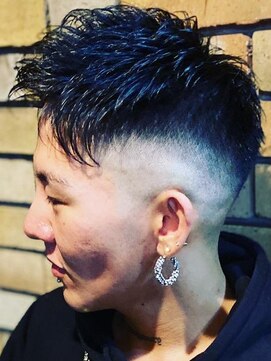 バーバーリング メソッド(BARBERING METHOD) カジュアルフェードカットスタイル
