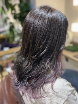 ラウレアヘアー(Laule'a hair) セミロング×インナーピンクパープル