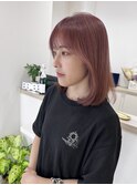 ピンクベージュ