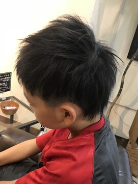 アティック(attic) キッズカット/メンズカット/メンズパーマ/小学生/子供