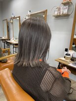 ルチナ 秦野(Lucina)&nbsp;透明感カラー／外ハネ