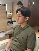 ウノプリールヴァモス(unopulir Vamos)&nbsp;センターパートマッシュ黒髪