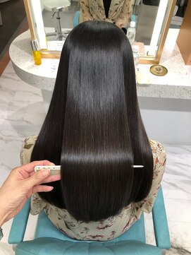 エルサ ザ ビューティー(ELSA the beauty) 水素髪質改善トリートメント/酸性縮毛矯正