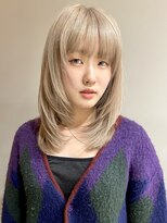 イギー(igggy) ホワイトベージュ☆レイヤーカット