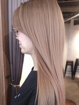 ブロック ジャポン(bloc japon)&nbsp;ミルクティーベージュ艶髪顔周りレイヤーカットフェミニンロング