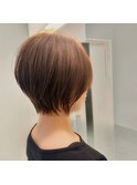 ショートボブ