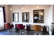 ロゴライフアットガーデン(logo life at garden)の雰囲気（Salon Interior/ダブルカラー/前髪カット/トリートメント/パーマ）