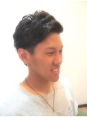 ツーブロ&刈り上げで魅せる!アップバングショート