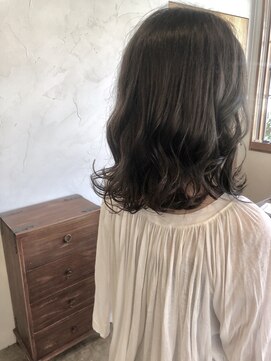 リビングヘアルーム(LIVING HAIR ROOM) ふんわりレトロウェーブ☆