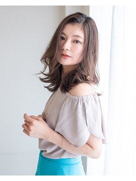 ヘアアンドエステ ヒロイン 西麻布本店(Hair&Esthe HIROIN) ゆるカールセミディ