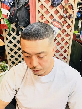 ヘアースタジオアルファ スキンフェードカット