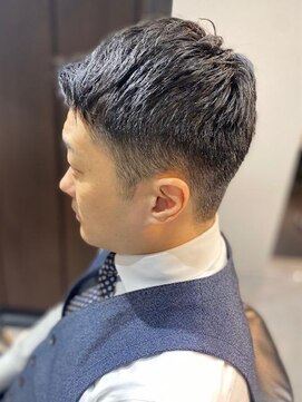 バーバーバー 四谷(BARBER-BAR) 大人の刈り上げスタイル