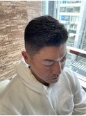 アップバングヘアー×フェード