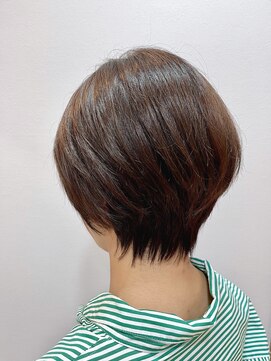 クリアスウィート(clear swi:t) 艶髪x丸み ナチュラル系ショートスタイル