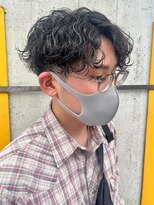 ニアウ 太田店(Niau)&nbsp;センターパートツイストスパイラルパーマメンズ波巻きパーマ