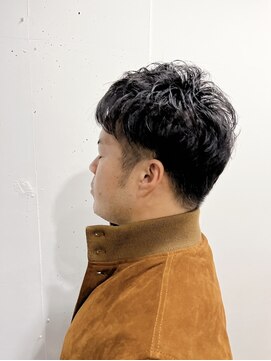 リッチアンドアンジー(RICCI&ANGIE) ビジネスメンズカット　刈り上げ　ツーブロック　パーマ