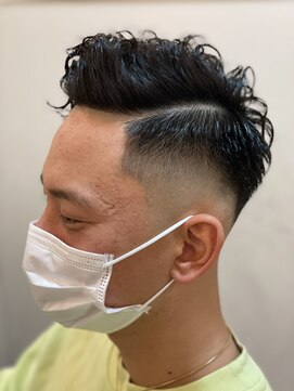 スノードロップ 高円寺店(Snowdrop) ウルフ/アッシュブラック/カルマパーマ/ベリーショート/高円寺